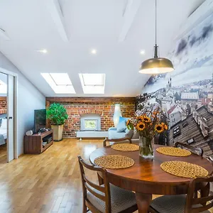  Appartement Designer In The Heart Of 4th Floor No Lift Pologne
